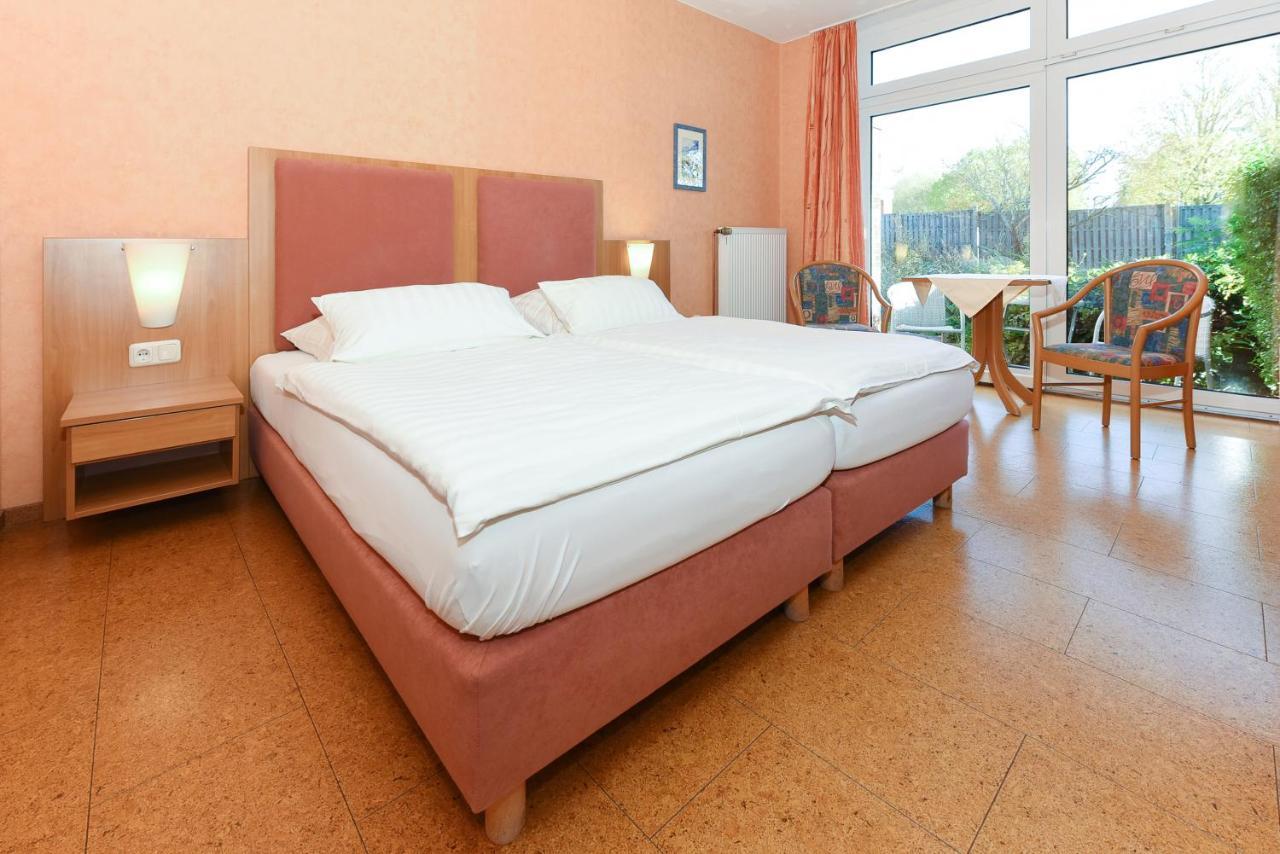 Hotel-Pension Altes Siel Bensersiel Extérieur photo