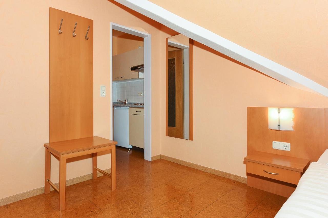 Hotel-Pension Altes Siel Bensersiel Extérieur photo