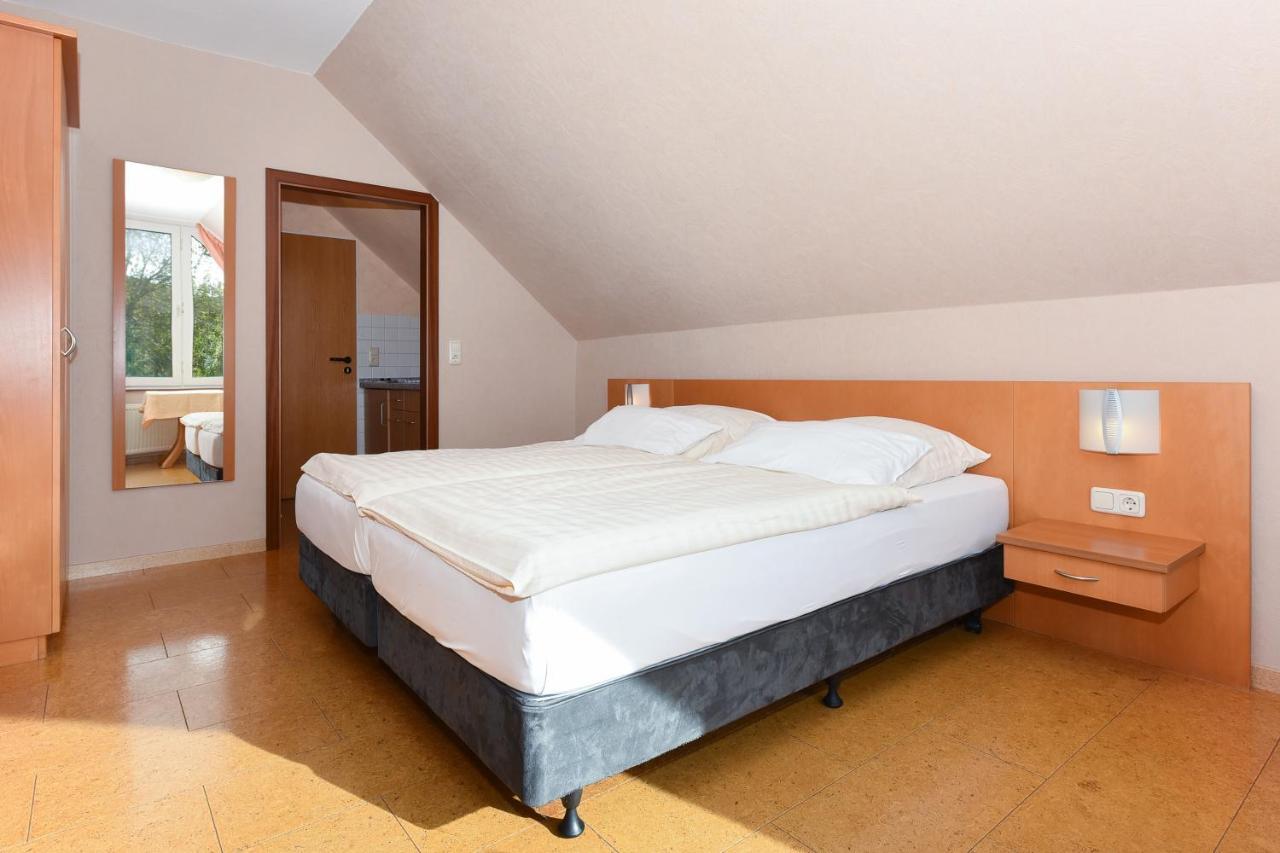 Hotel-Pension Altes Siel Bensersiel Extérieur photo
