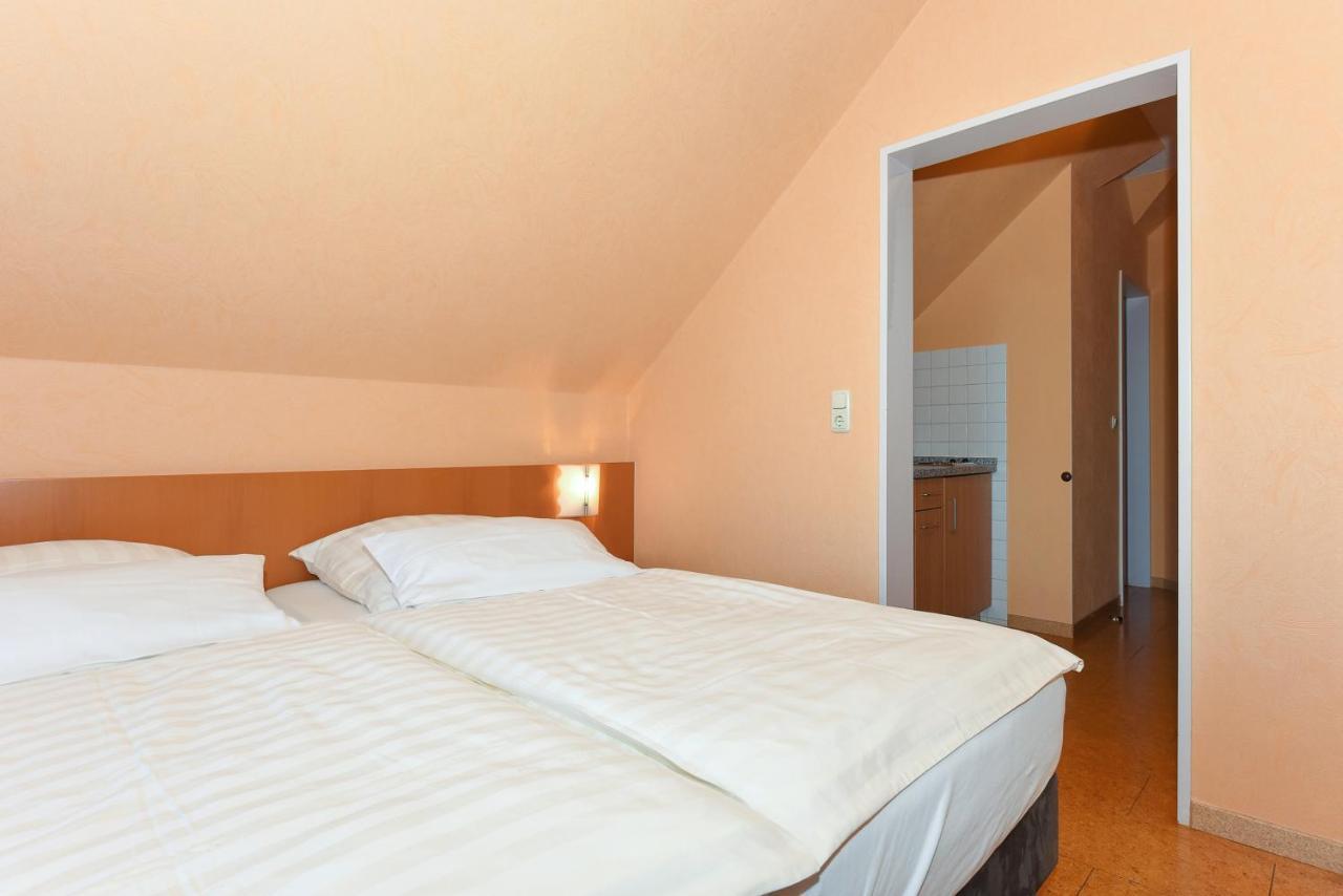 Hotel-Pension Altes Siel Bensersiel Extérieur photo