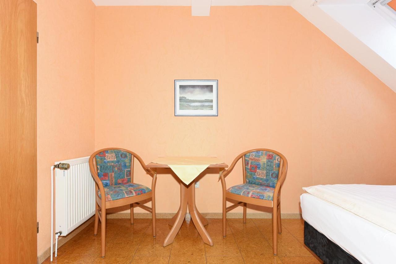 Hotel-Pension Altes Siel Bensersiel Extérieur photo
